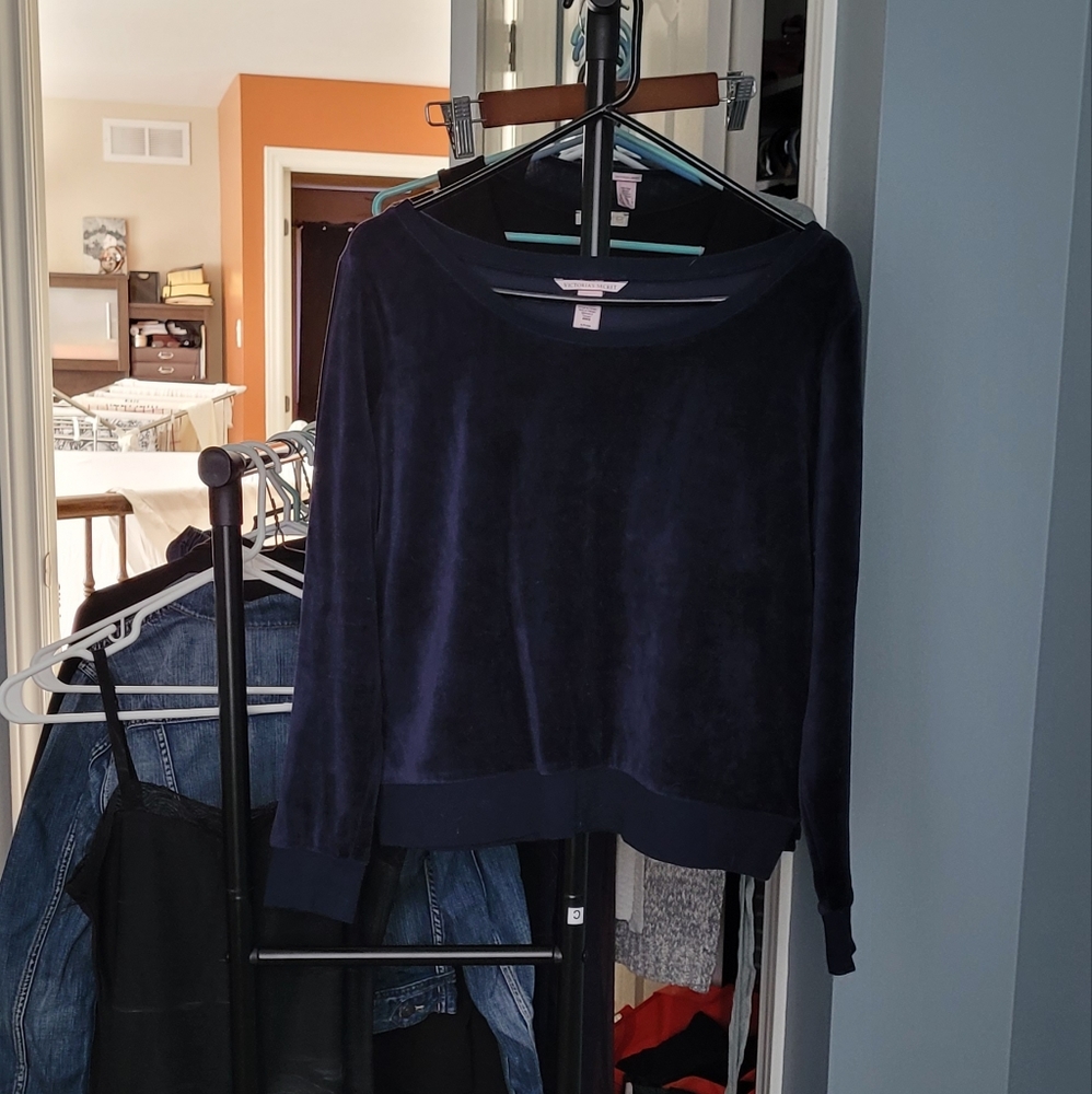 VICTORIA’S Secret Velvet Sweater